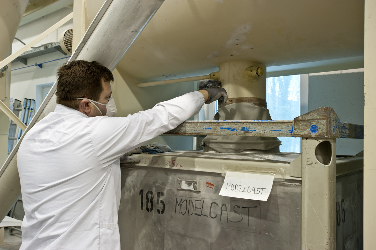 Company/Mikser-vlozna-masa-Interdent-3353