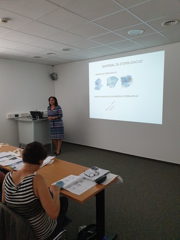 Cjeloživotno obrazovanje za dentalnog asistenta 