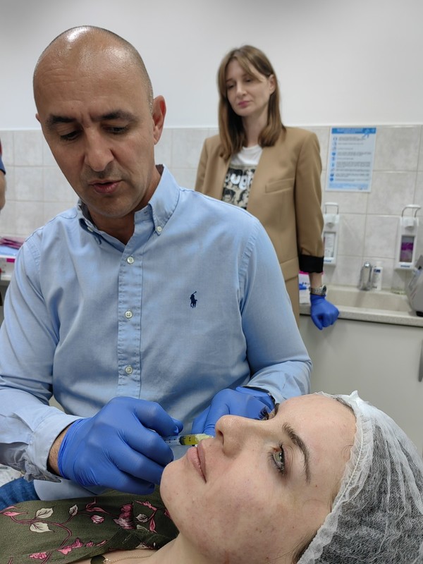 Pomlađivanje lica - Primjena plazme bogate faktorima rasta u estetskoj medicini