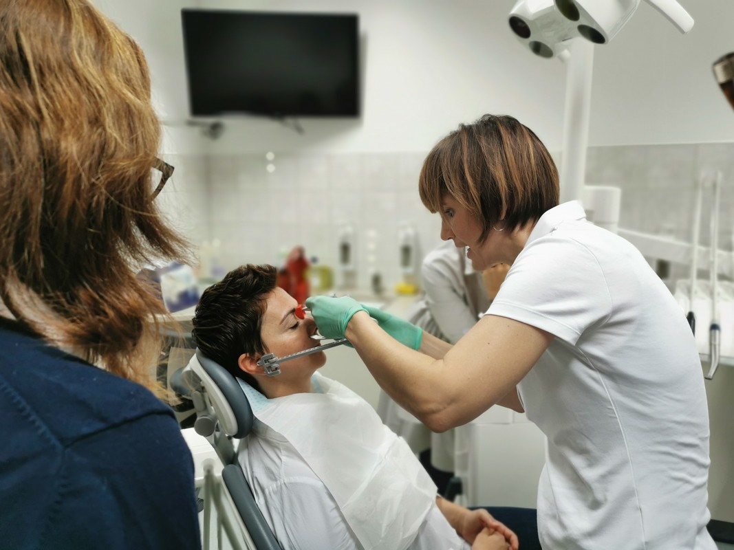 Relaksacijske udlage - izrada Michigan udlage na pacijentu i modelima